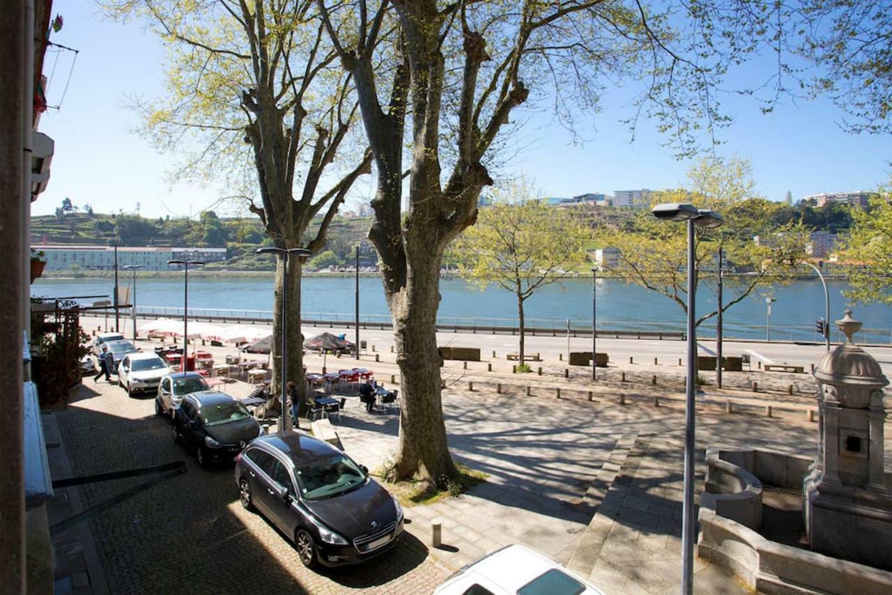 14º Esquadra — Cais Das Pedras Guest House بورتو المظهر الخارجي الصورة